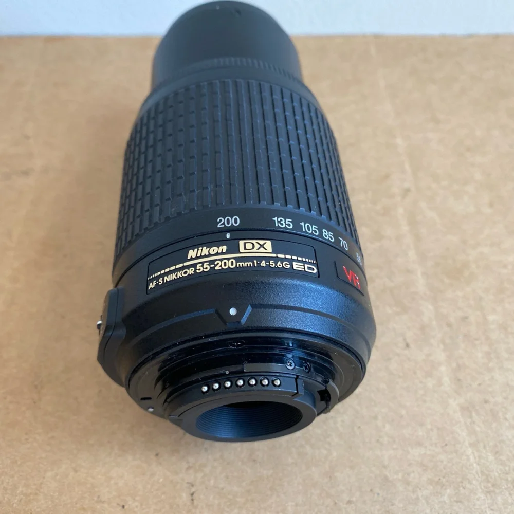 Nikon DX AF-S Nikkor 55-200mm f/4-5.6G ED VR Lens